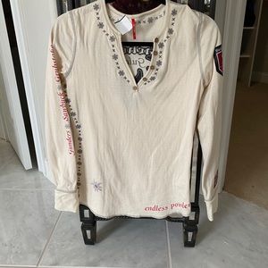 Gorsuch Embroidered Henley